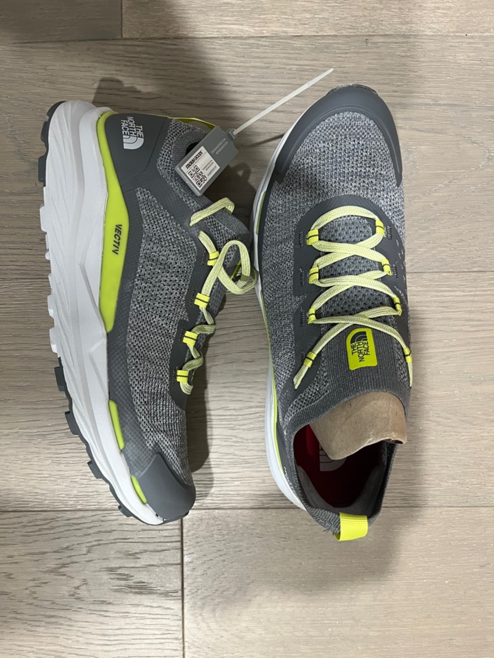 The North Face Men’s Vective Escape - Zinc Grey/Sulphur Spring Green